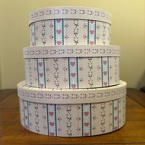 Set Of 3 Oval wood chip nesting boxes cottagecore vintage storage floral heart